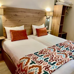 Derby Eiffel Otel