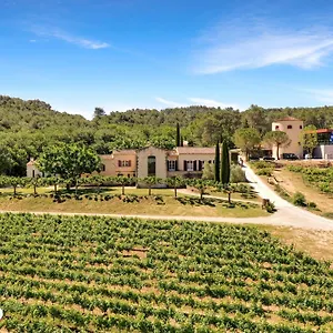 https://grande-bastide-tour-campanets.fr-provencehotel.com