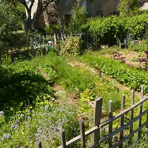 https://le-deffend-vieux.fr-provencehotel.com