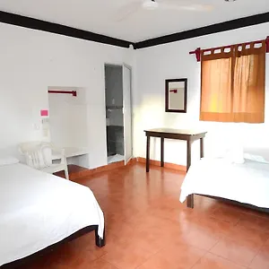 hotel-marinelly.allrivieramayahotels.com/